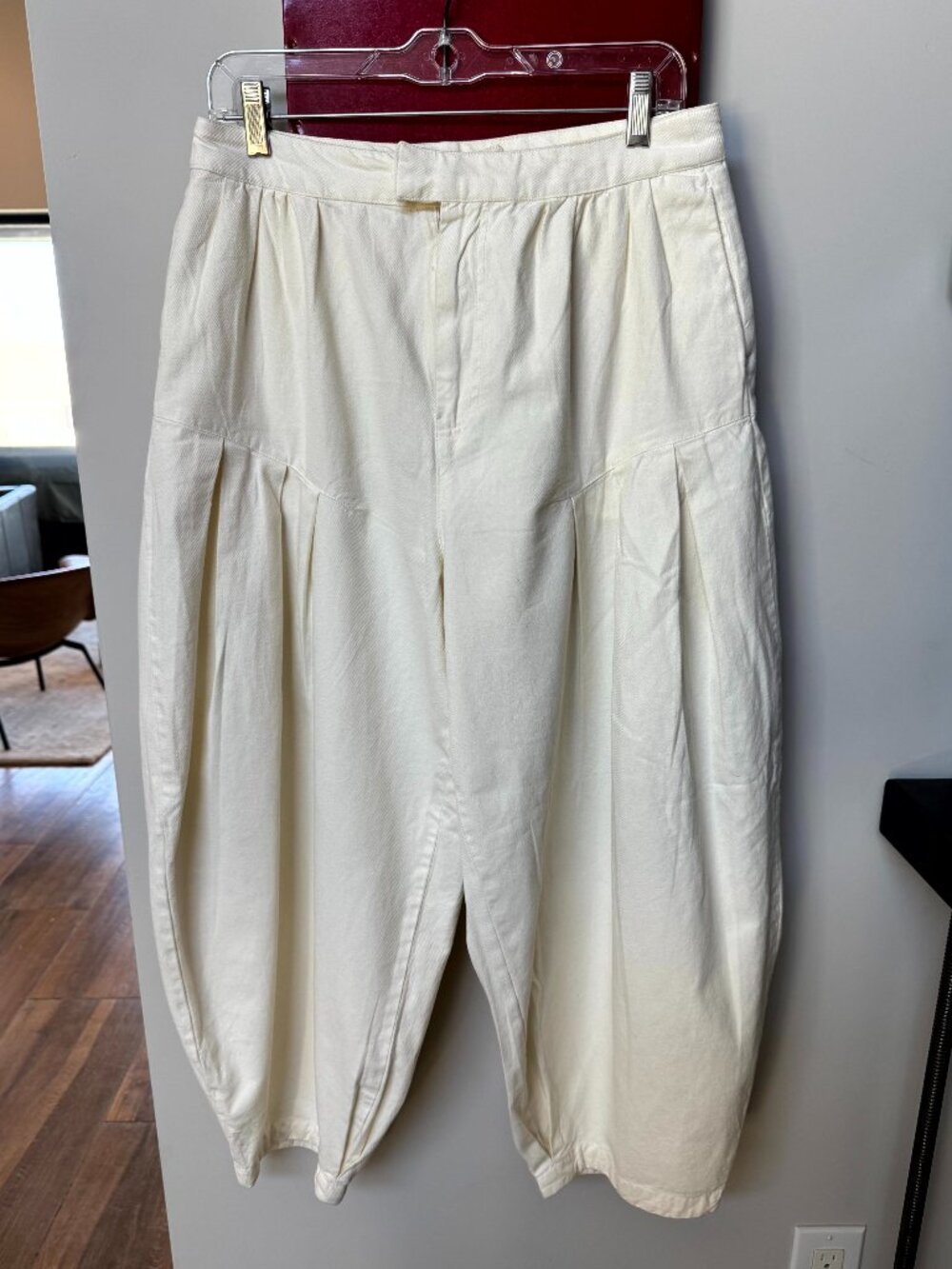 Free People Sarina Pleated Trousers Pant Women's Medium Size 8 Ivory Mid-rise